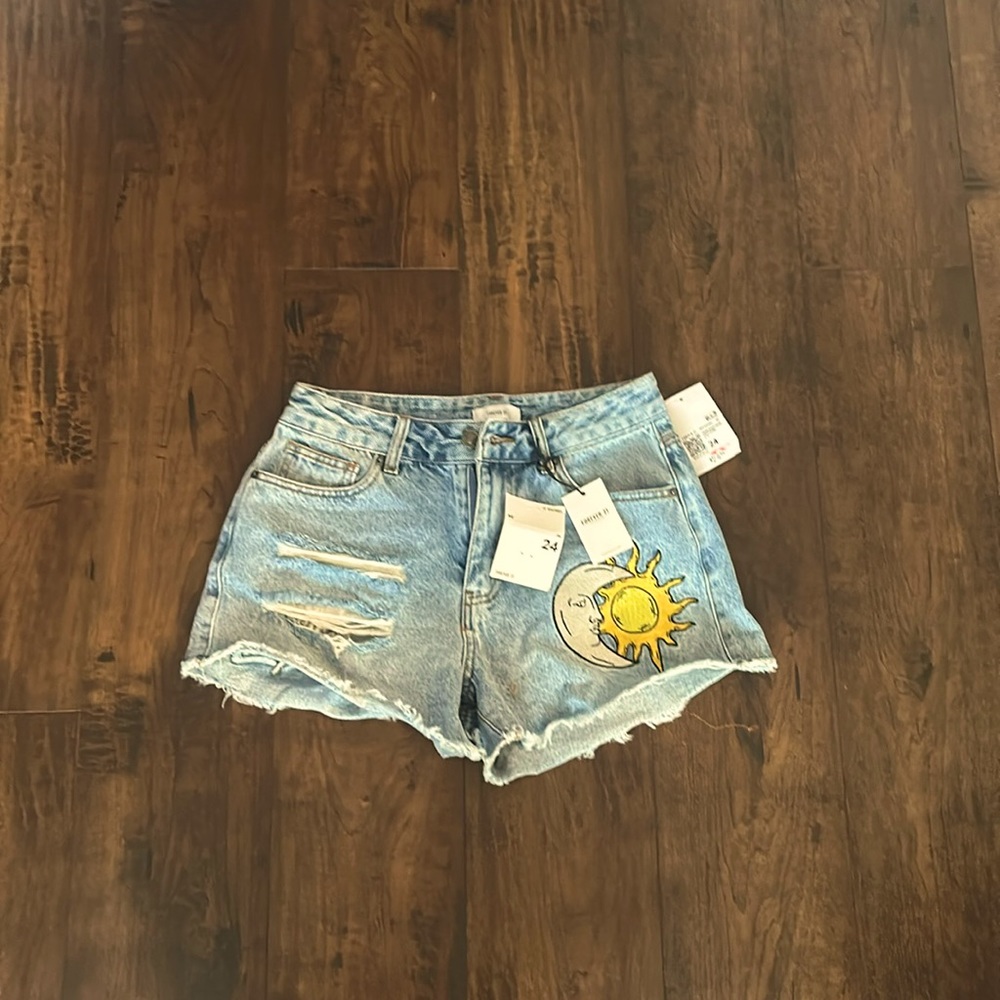 Embroidered forever 21 distressed jean shorts